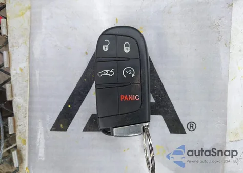 2018 Chrysler 300 Limited Awd из США, поврежденный, VIN 2C3CCAKG7JH181720